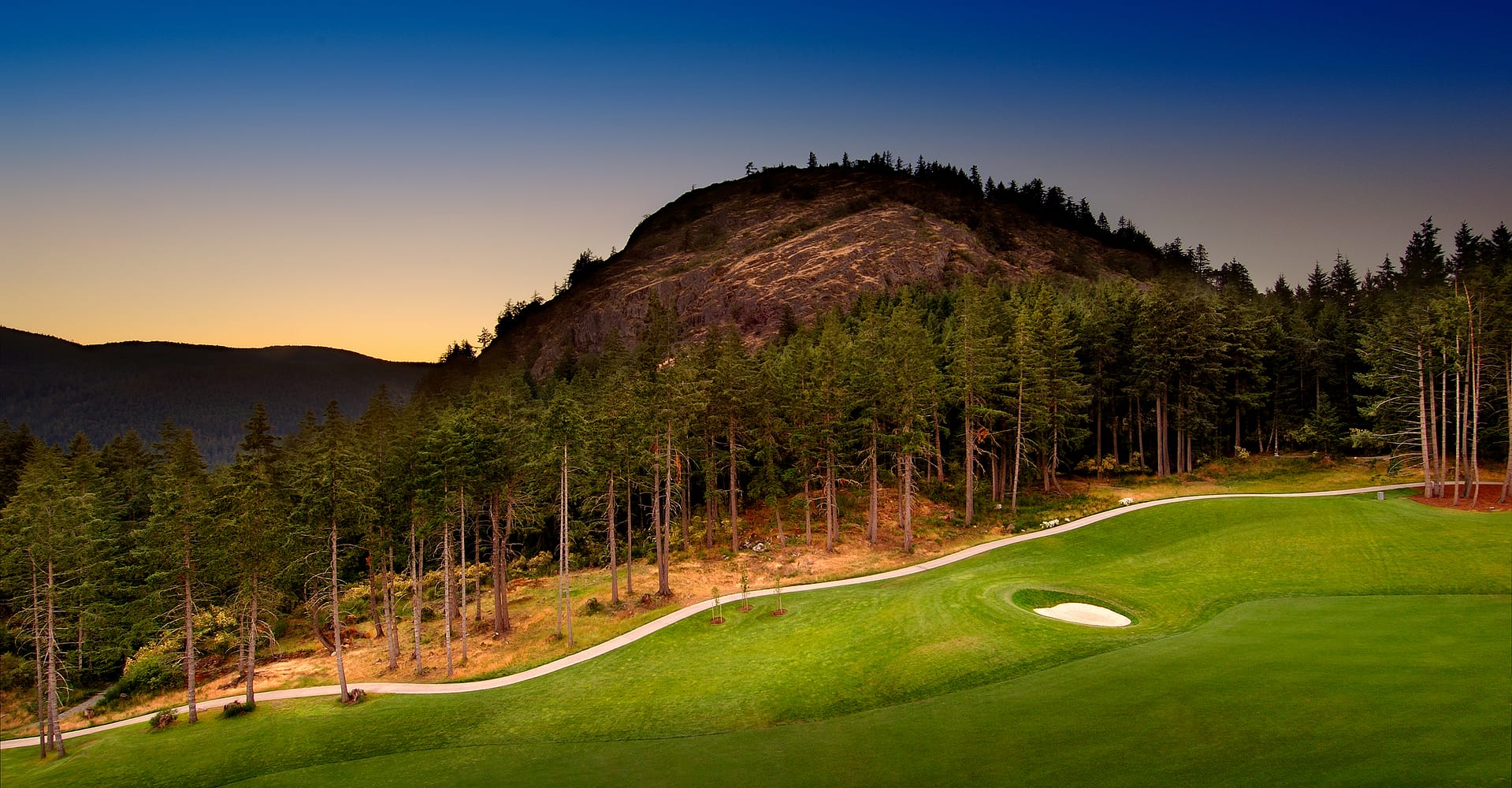 Bear Mountain Golf Resort